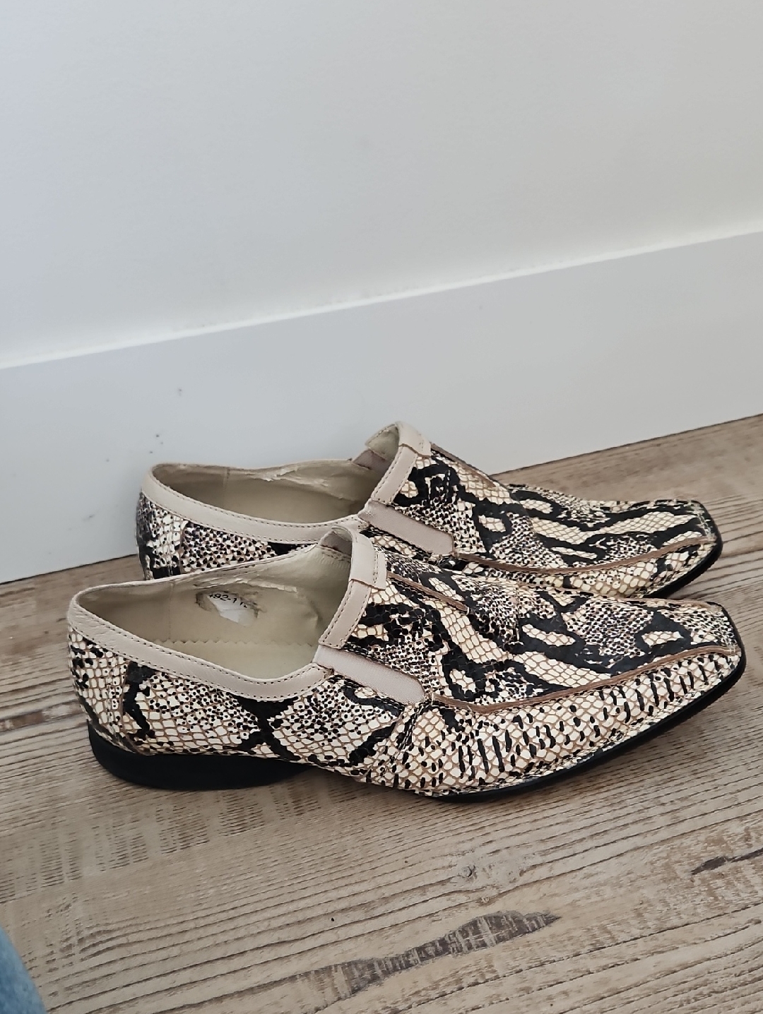 Stacy Adams Men's Snake Print Slip-On Loafers In Beige And Black